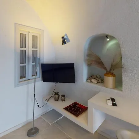 Charming Santorini 1 Bedroom Family Wonderful Caldera Sea Views Close To City Centre فيلة ثيرا
