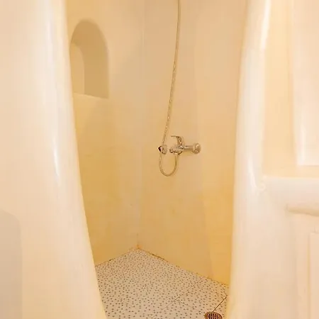 Charming Santorini 1 Bedroom Family Wonderful Caldera Sea Views Close To City Centre 别墅