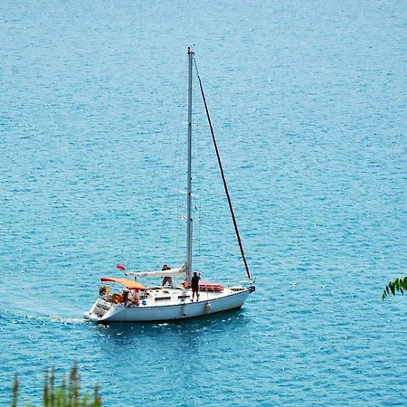 Charming Santorini 1 Bedroom Family Wonderful Caldera Sea Views Close To City Centre 费拉